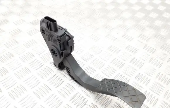 Audi A6 S6 C6 4F Accelerator throttle pedal 8K1723523