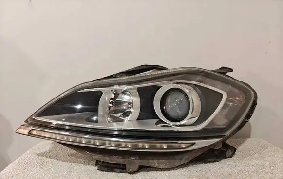 Lancia Delta III Headlight/headlamp 46090748 46095748