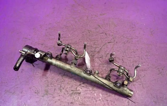 BMW X3 E83 Fuel main line pipe 0445214030
