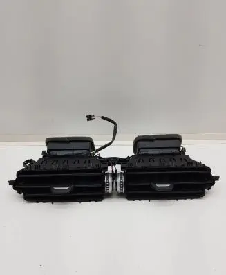 BMW 3 G20 G21 Dash center air vent grill 16828110 8083097791 5A04CE2
