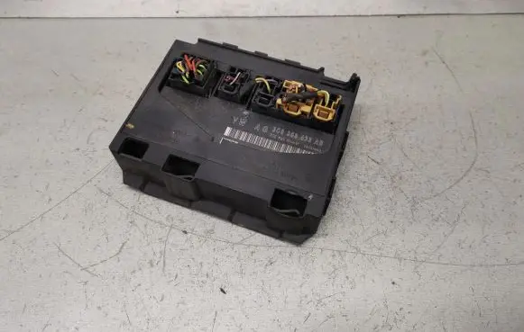 Volkswagen PASSAT B6 Comfort/convenience module 3C0959433AB
