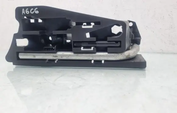 Audi A6 S6 C6 4F Tool set 4F5012111A