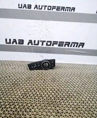 Hyundai i40 Light switch 933003Z970 39R1051000