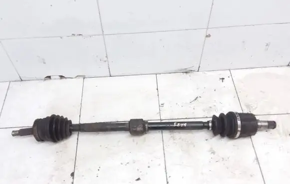 KIA Carens II Front driveshaft