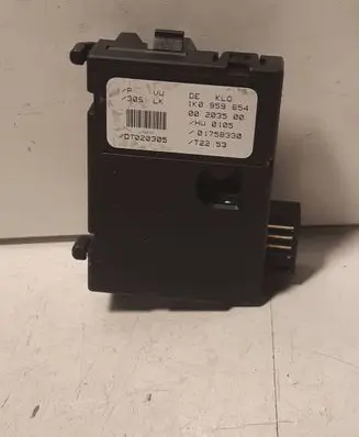 Audi A3 S3 8P Steering angle sensor 1K0959654 01758330 00203500