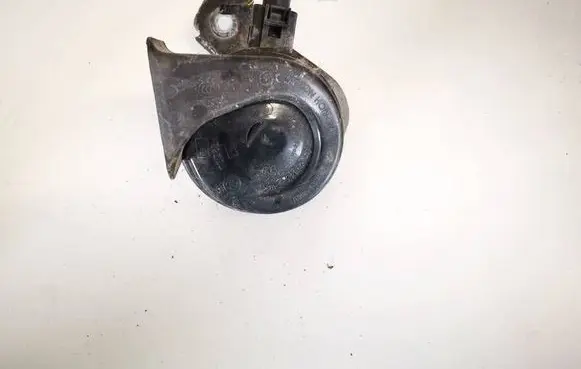 Skoda Octavia Mk2 (1Z) Horn signal e9001157