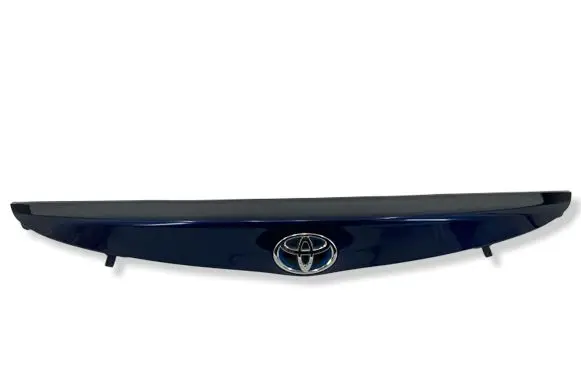 Toyota Auris E180 Tailgate trim 7681102E50
