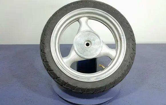 AC 428 R17 spare wheel 