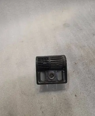 Audi A6 S6 C4 4A Rear air vent grill 4a0819203