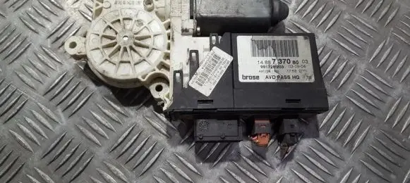 Citroen C8 Front door window regulator motor 1488737080 991728-203