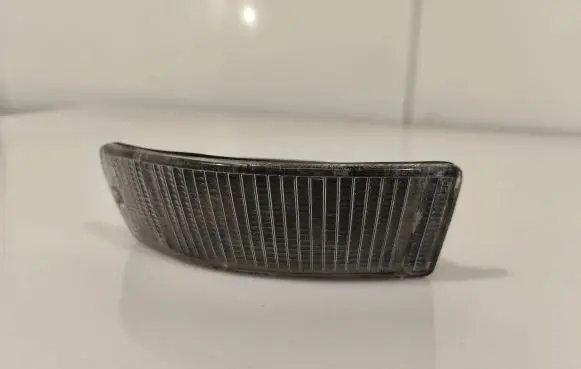Front indicator light