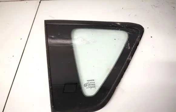 Toyota Corolla Verso AR10 Rear side window