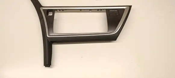 Toyota Auris E180 Radio/GPS head unit trim 5540502430 40502440