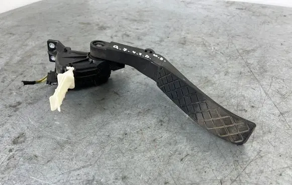 Audi Q7 4L Accelerator throttle pedal 7L0723507D