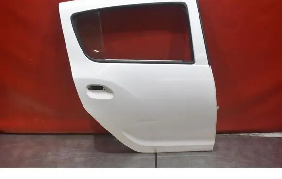Dacia Sandero Rear door 
