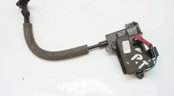 BMW 3 E90 E91 Curtain motor 9918004052