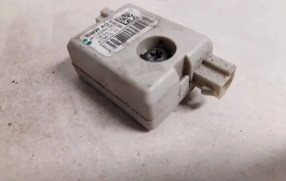 BMW 5 GT F07 Antenna control unit 911826206 9118262