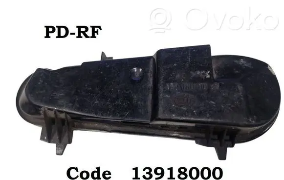 Volkswagen Golf III Headlight/headlamp dust cover 13918000
