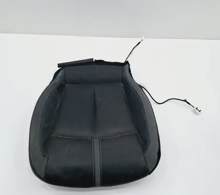 Nissan Leaf II (ZE1) Front passenger seat console base 