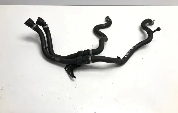 Volvo XC40 Engine coolant pipe/hose 32339492 32138729