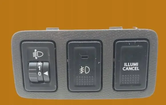 Suzuki Swift I Light switch 