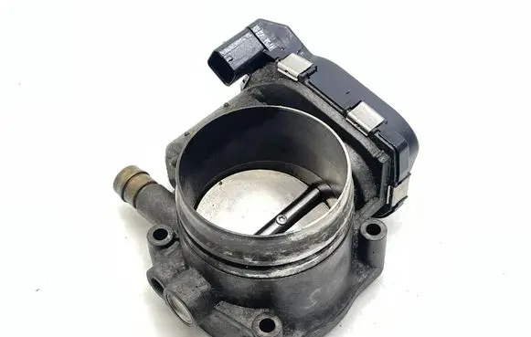 BMW 4 F32 F33 Throttle valve 7597871 13547597871