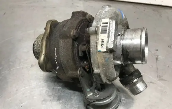 Renault Laguna III Turbo 8200347344