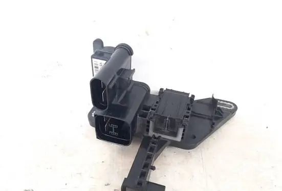 BMW 2 F22 F23 Current control relay 9296151 9356157 9225016