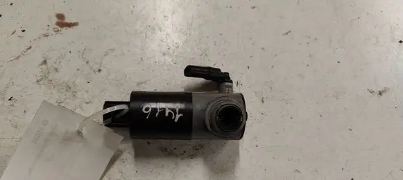 Volvo V40 Windscreen/windshield washer pump 141101B 1019873