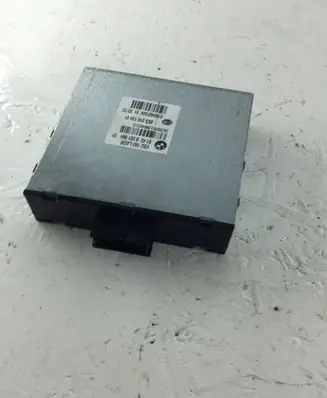 BMW 3 F30 F35 F31 Voltage converter inverter 9251984 VSU180LA0R 8ES01013401