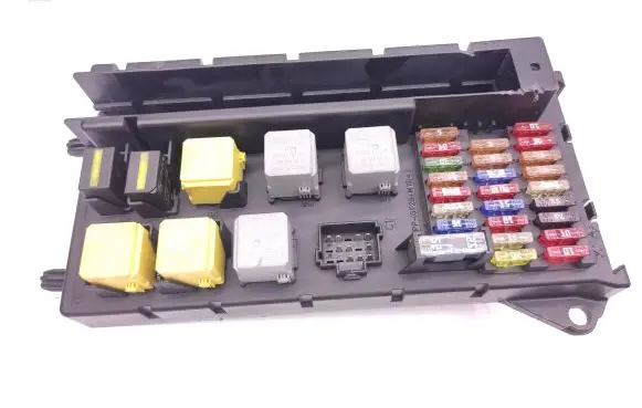 Mercedes-Benz Sprinter W906 Fuse module A9065454401 ZGS006Q004 516601E04