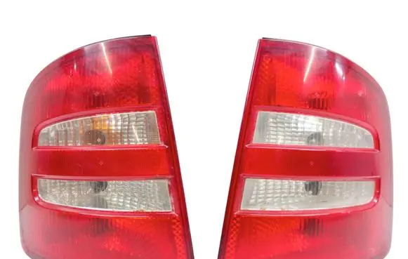 Skoda Fabia Mk1 (6Y) Rear/tail lights set 6Y9945095B