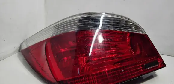 BMW 5 E60 E61 Rear/tail lights 6910767 6923305