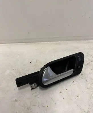 Volkswagen Jetta V Front door interior handle 1K1837113