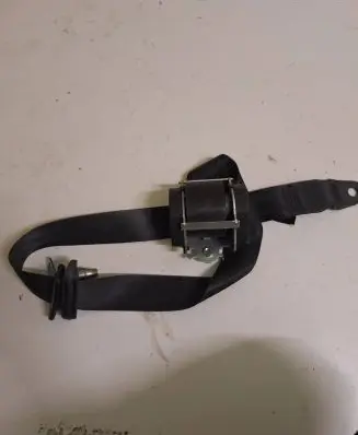 Dacia Logan I Front seatbelt