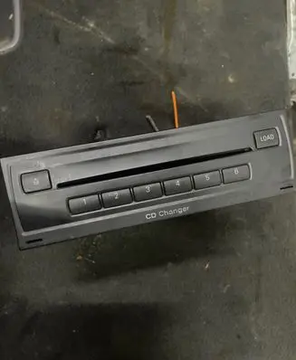 CD/DVD changer