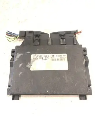 Mercedes-Benz E W211 Transfer box differential control unit 0255450432 5WK33844 EGS51Q02