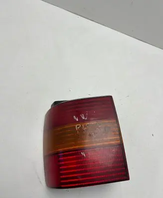 Volkswagen PASSAT B4 Rear/tail lights 3A9945257