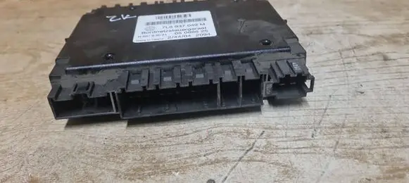 Volkswagen Touareg I Comfort/convenience module 7L6937049M