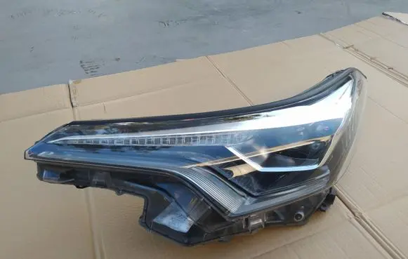 Toyota C-HR I Headlight/headlamp 81150-F4071