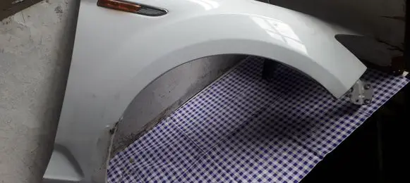 Ford Mondeo MK IV Fender
