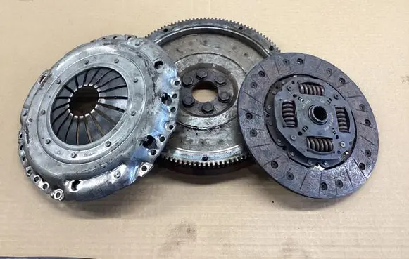 Volkswagen Caddy Clutch set kit 123059810 323082010