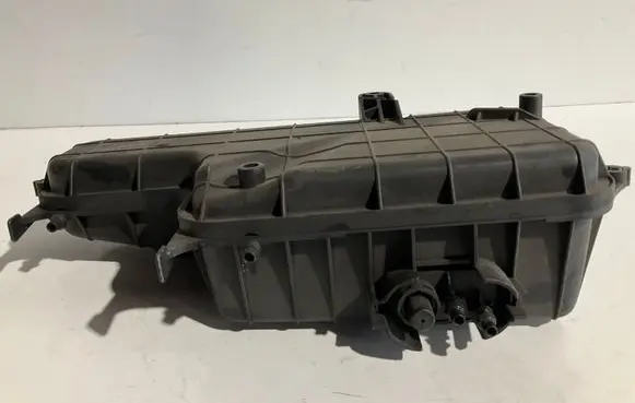Mercedes-Benz E W211 Vacuum air tank A2118000019 2118000019