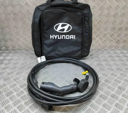 Hyundai Ioniq 5 Electric car charging cable 832325HY111