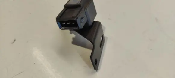 Mercedes-Benz E W210 Air pressure sensor 0115420717