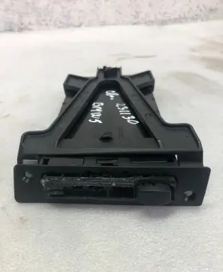 BMW 5 E60 E61 Cup holder 51457047145