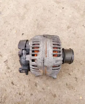 Volkswagen PASSAT B6 Generator/alternator 06F903023F