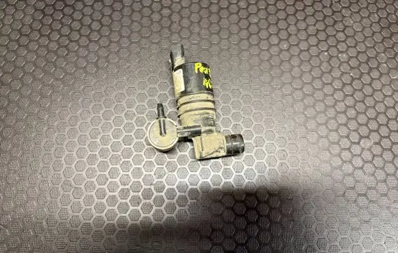 Citroen C5 Windscreen/windshield washer pump 9643447980 002018