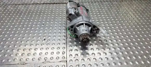 Volkswagen Polo VI Starter motor S27720898 02M911024J