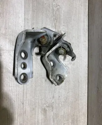 Ford B-MAX Front door hinge set av11-r22810-aa